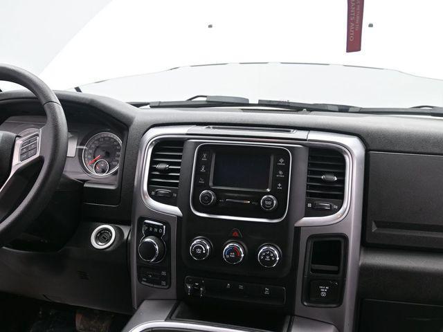 used 2022 Ram 1500 Classic car, priced at $27,314