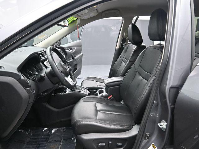 used 2020 Nissan Rogue car, priced at $20,407