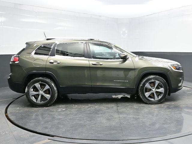 used 2019 Jeep Cherokee car, priced at $15,770