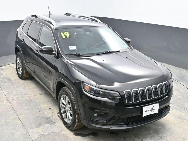 used 2019 Jeep Cherokee car, priced at $14,952