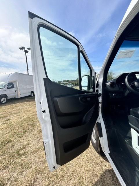 used 2022 Mercedes-Benz Sprinter 2500 car, priced at $37,400
