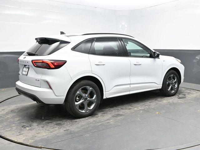 used 2023 Ford Escape car, priced at $20,991