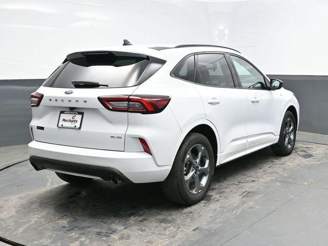 used 2023 Ford Escape car, priced at $20,991