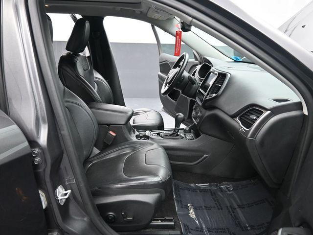 used 2019 Jeep Cherokee car, priced at $16,280