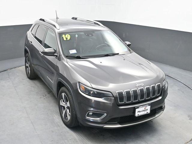 used 2019 Jeep Cherokee car, priced at $16,280