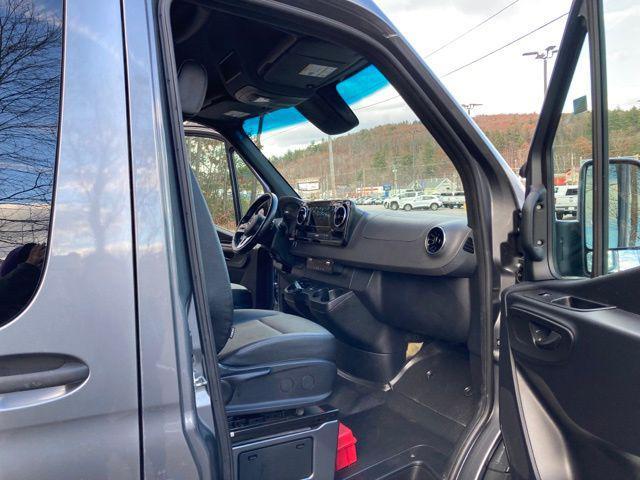 used 2022 Mercedes-Benz Sprinter 4500 car, priced at $55,900