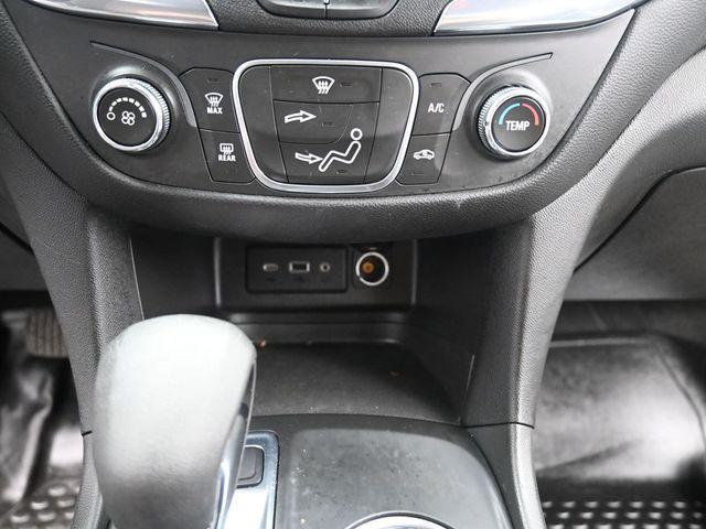 used 2023 Chevrolet Equinox car, priced at $20,348