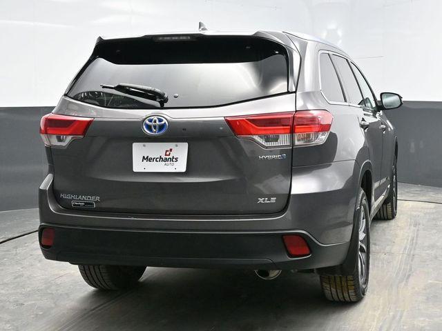 used 2019 Toyota Highlander Hybrid car, priced at $24,278