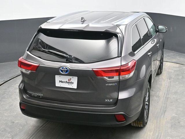 used 2019 Toyota Highlander Hybrid car, priced at $24,278