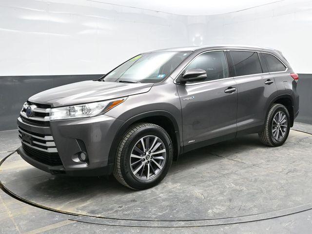 used 2019 Toyota Highlander Hybrid car, priced at $24,278