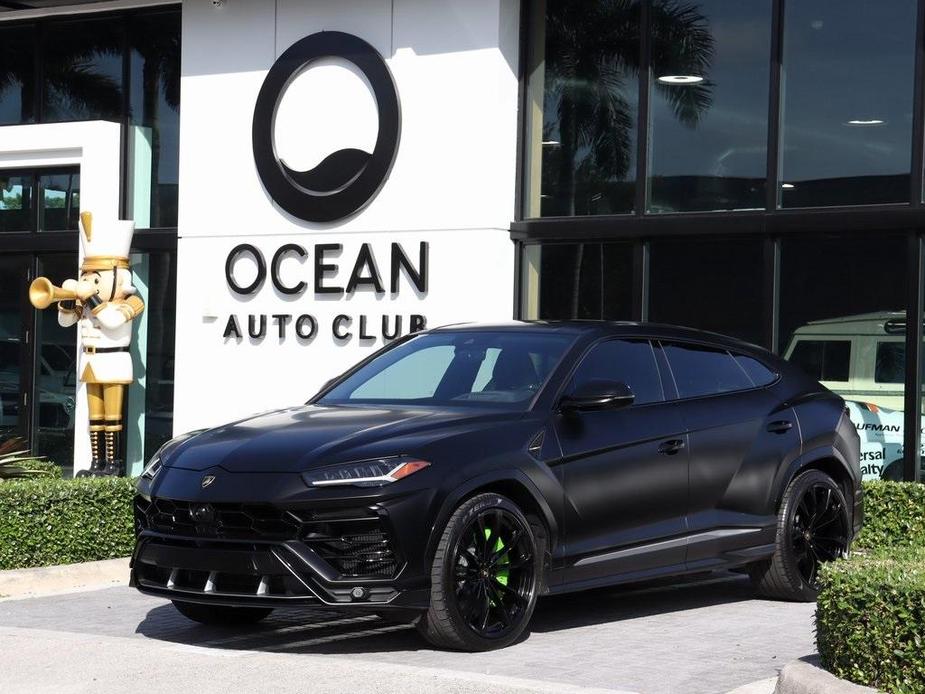 used 2022 Lamborghini Urus car, priced at $249,990