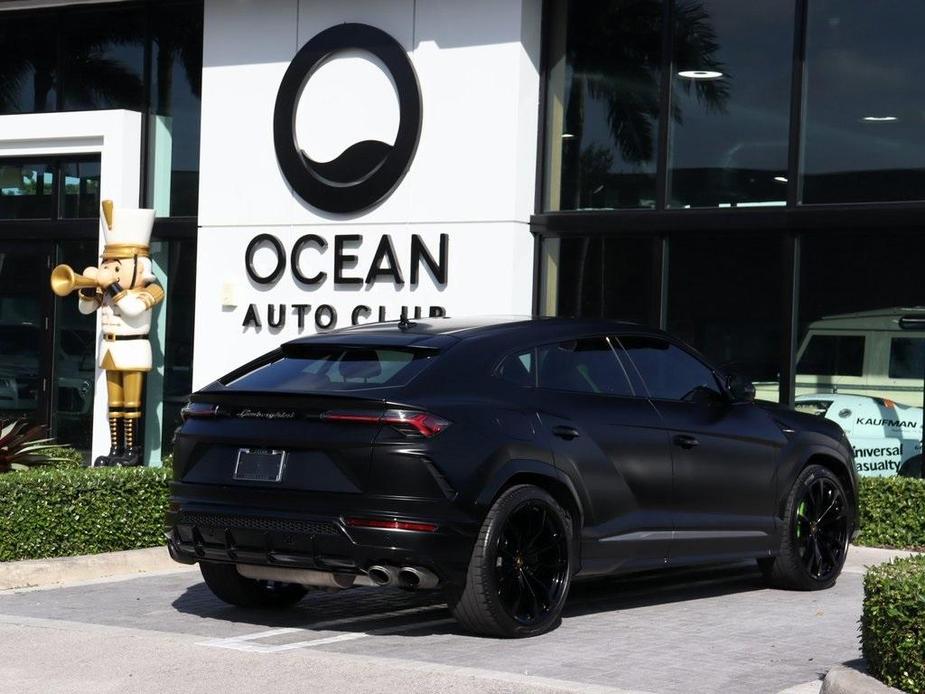 used 2022 Lamborghini Urus car, priced at $249,990