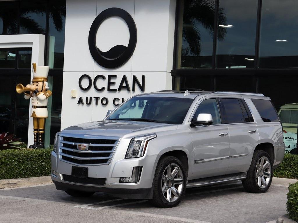 used 2015 Cadillac Escalade car, priced at $20,290