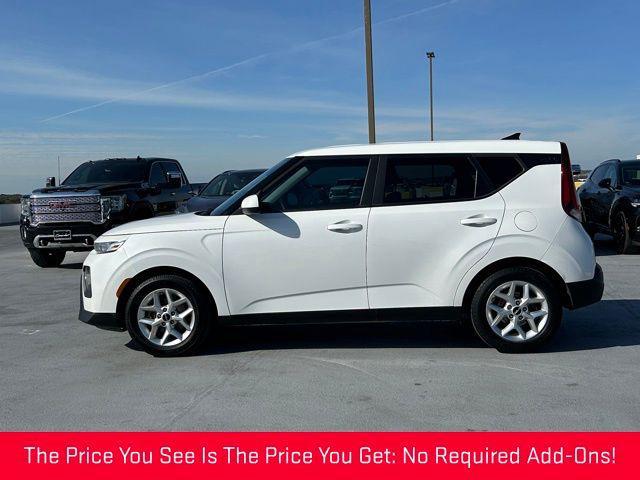 used 2022 Kia Soul car, priced at $14,911