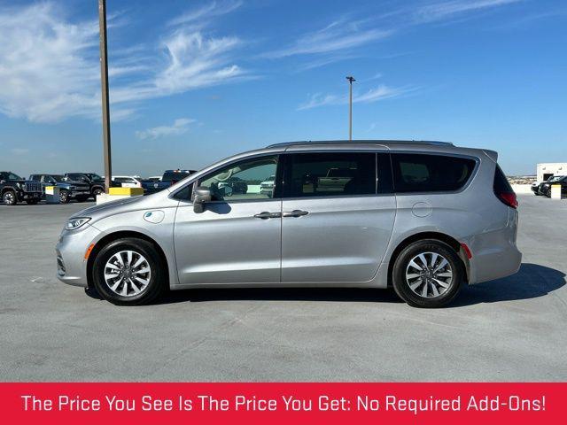 used 2021 Chrysler Pacifica Hybrid car, priced at $21,988