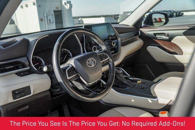 used 2021 Toyota Highlander car, priced at $30,588