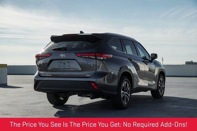 used 2021 Toyota Highlander car, priced at $30,588