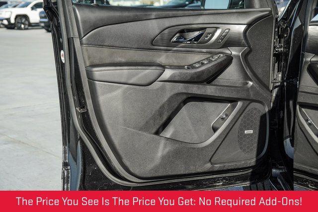 used 2022 Chevrolet Traverse car, priced at $29,988