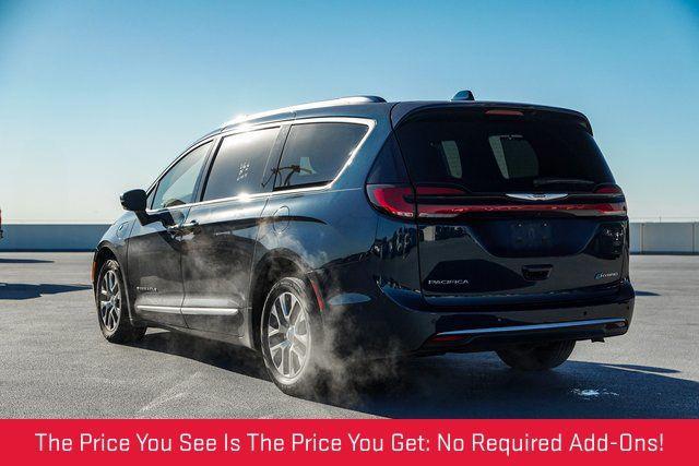 used 2022 Chrysler Pacifica car, priced at $33,788