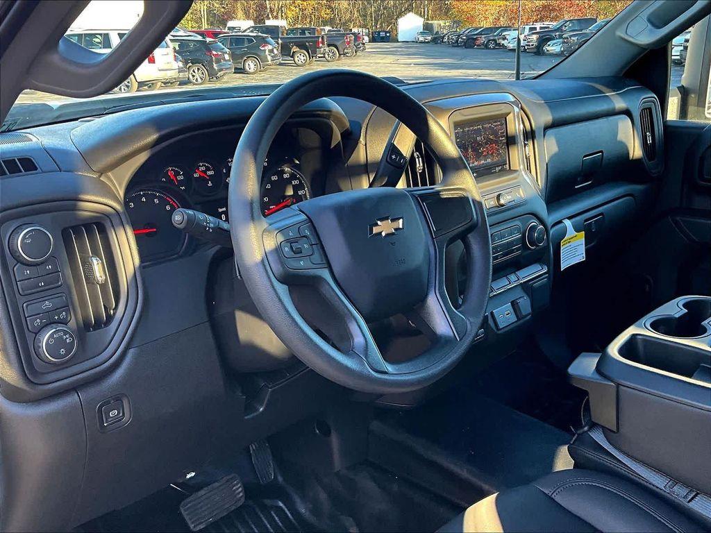 new 2025 Chevrolet Silverado 3500 car, priced at $51,553