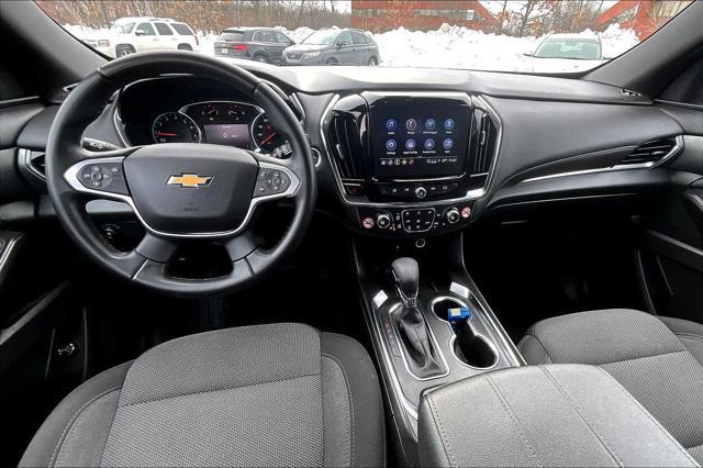 used 2023 Chevrolet Traverse car, priced at $29,867