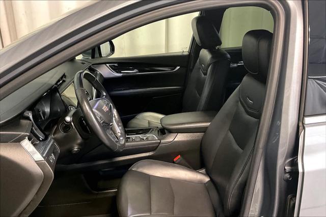 used 2021 Cadillac XT5 car, priced at $28,988