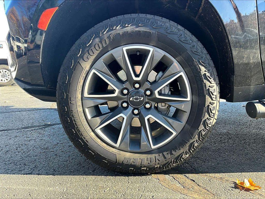 used 2024 Chevrolet Tahoe car, priced at $62,200