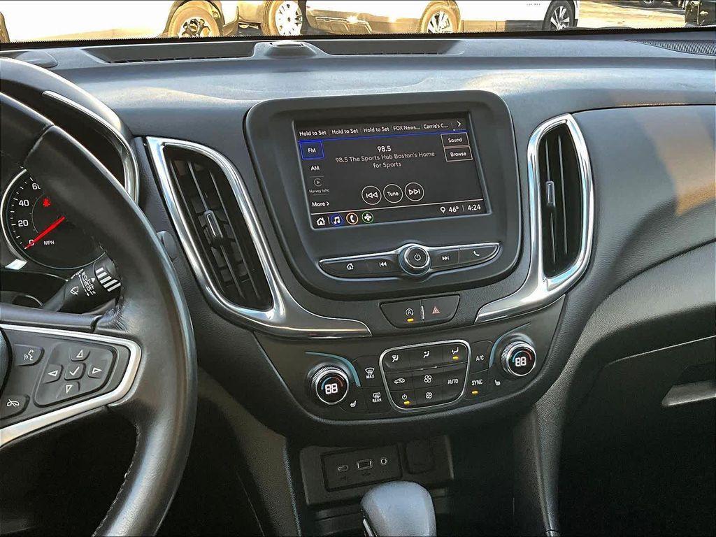 used 2022 Chevrolet Equinox car, priced at $21,959