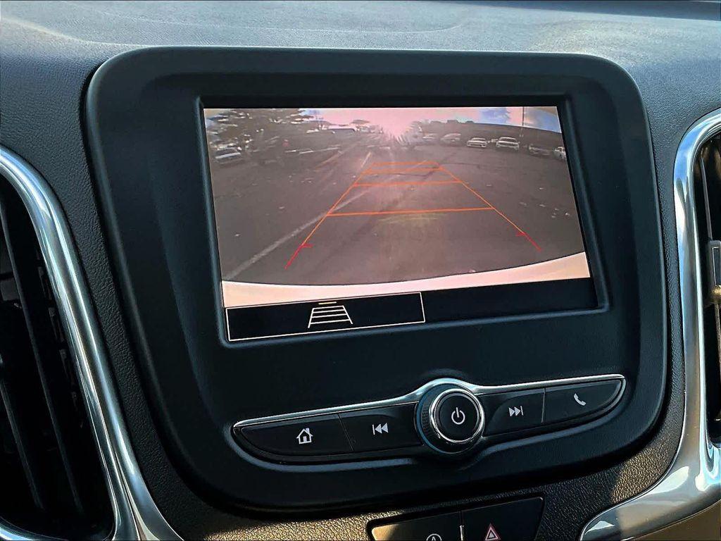 used 2022 Chevrolet Equinox car, priced at $21,959