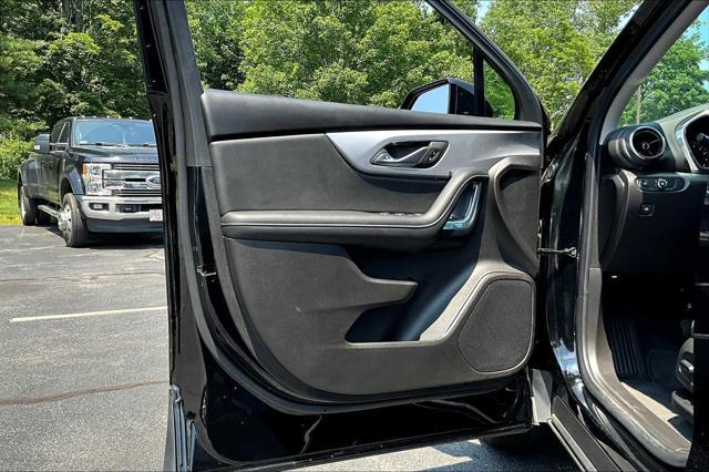 used 2024 Chevrolet Blazer car, priced at $29,992
