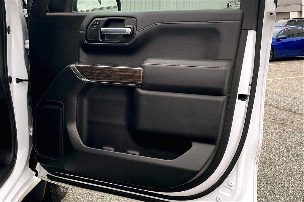 used 2021 Chevrolet Silverado 1500 car, priced at $36,997