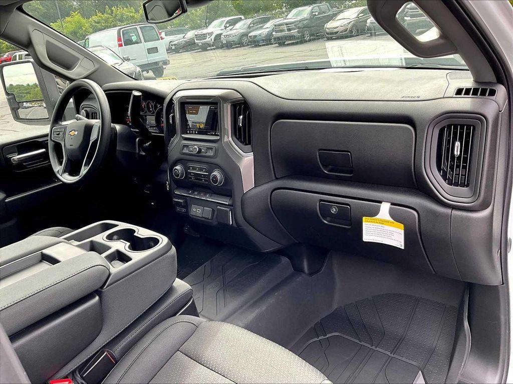 new 2025 Chevrolet Silverado 2500 car, priced at $52,860