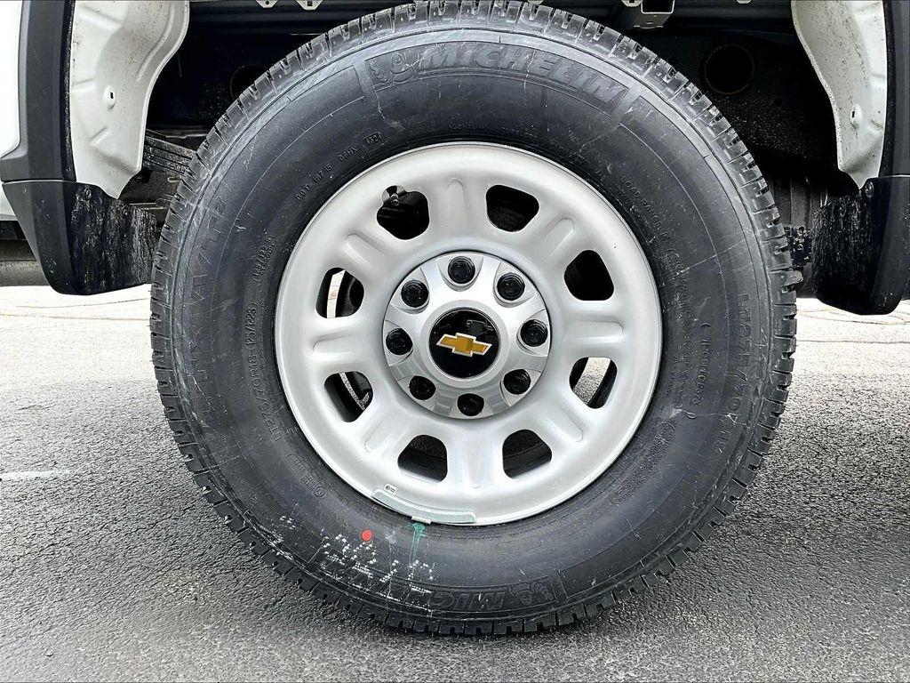 new 2025 Chevrolet Silverado 2500 car, priced at $52,860