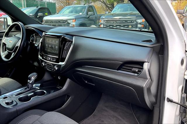 used 2022 Chevrolet Traverse car, priced at $31,130