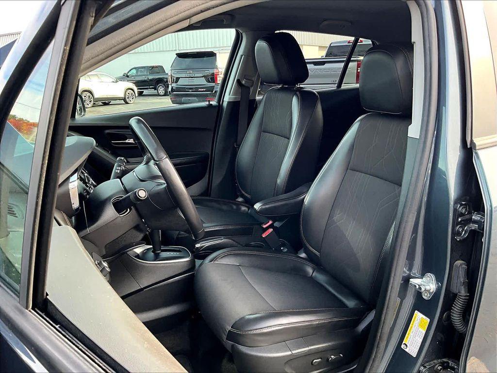 used 2022 Chevrolet Trax car, priced at $18,500