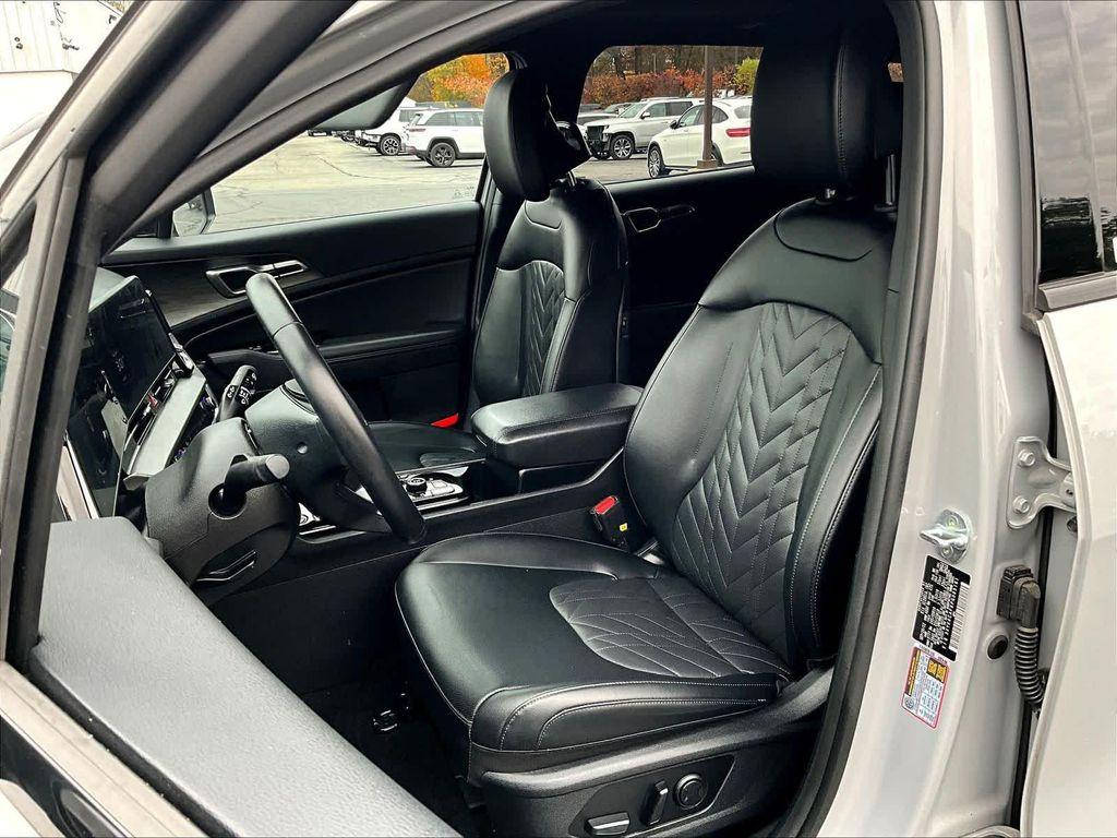 used 2023 Kia Sportage car, priced at $25,300