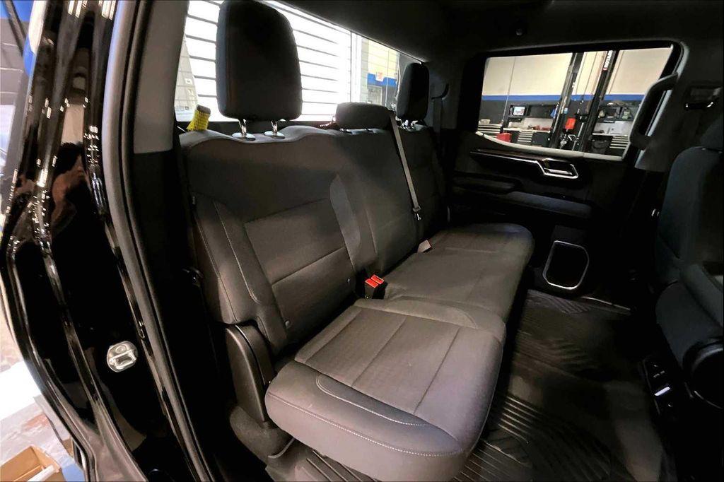 used 2024 Chevrolet Silverado 1500 car, priced at $45,400