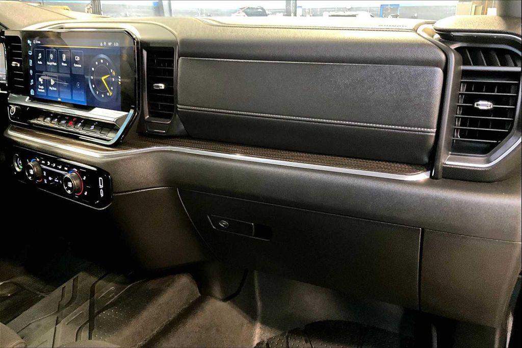 used 2024 Chevrolet Silverado 1500 car, priced at $45,400