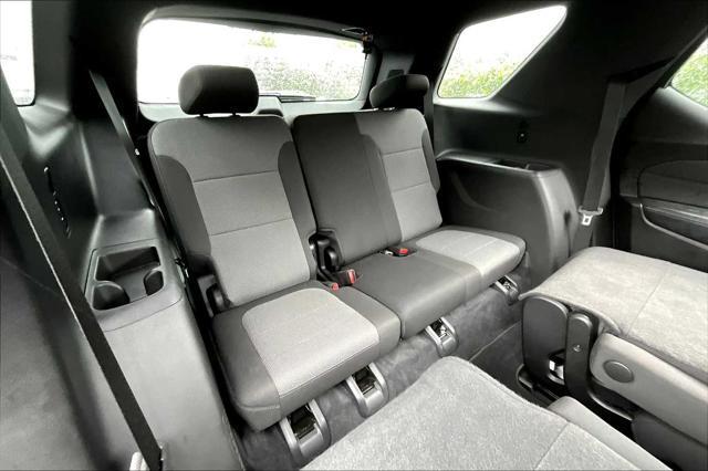 used 2023 Chevrolet Traverse car, priced at $31,874