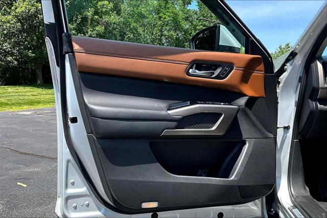 used 2022 Nissan Pathfinder car, priced at $32,959