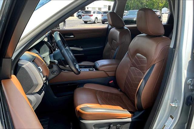 used 2022 Nissan Pathfinder car, priced at $32,959