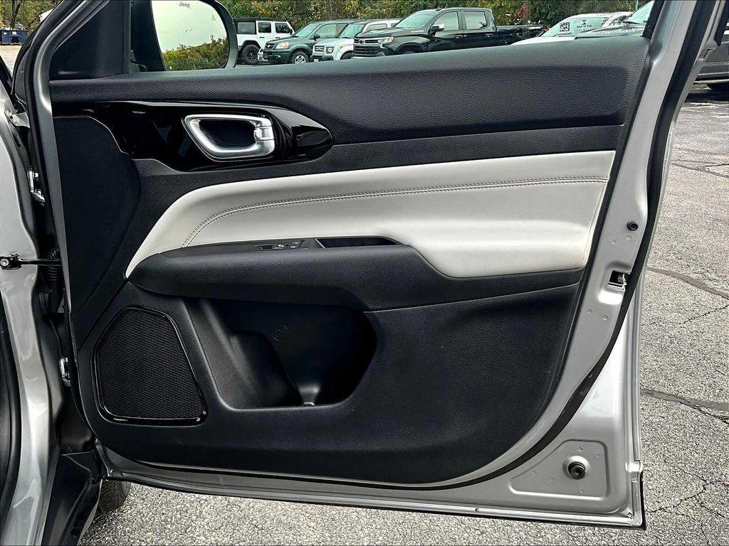 used 2022 Jeep Compass car, priced at $21,996