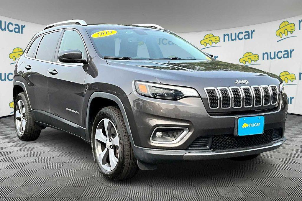 used 2019 Jeep Cherokee car, priced at $17,995
