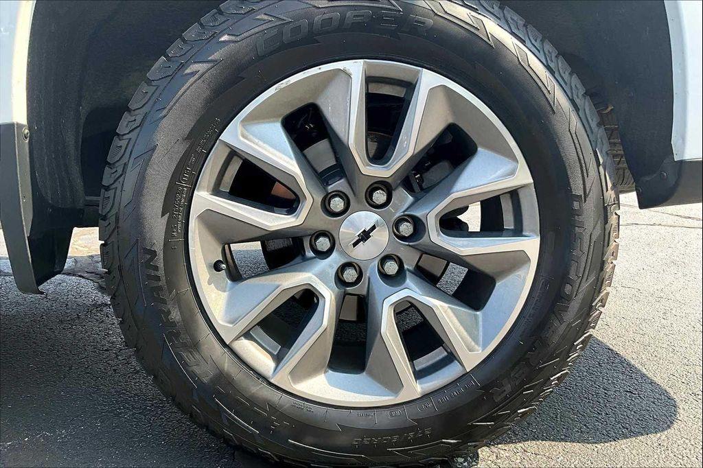 used 2022 Chevrolet Silverado 1500 car, priced at $39,295