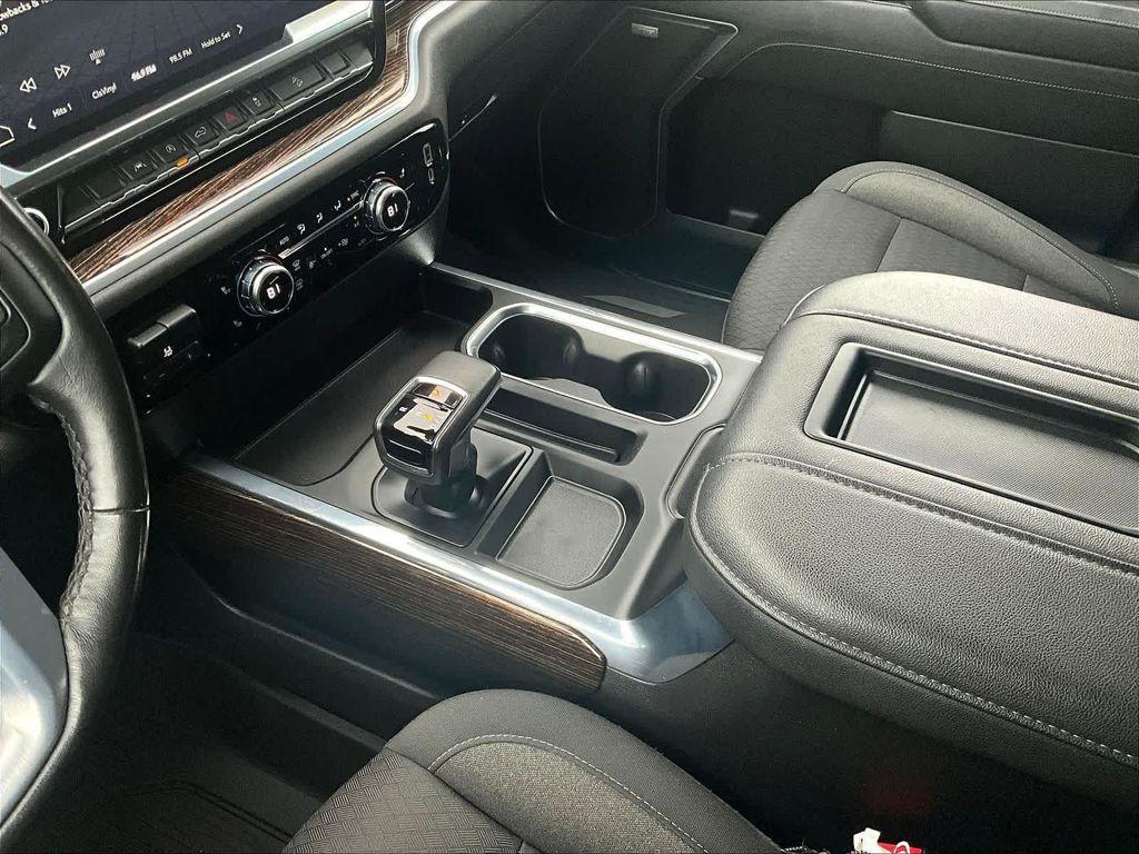 used 2022 GMC Sierra 1500 car, priced at $41,300