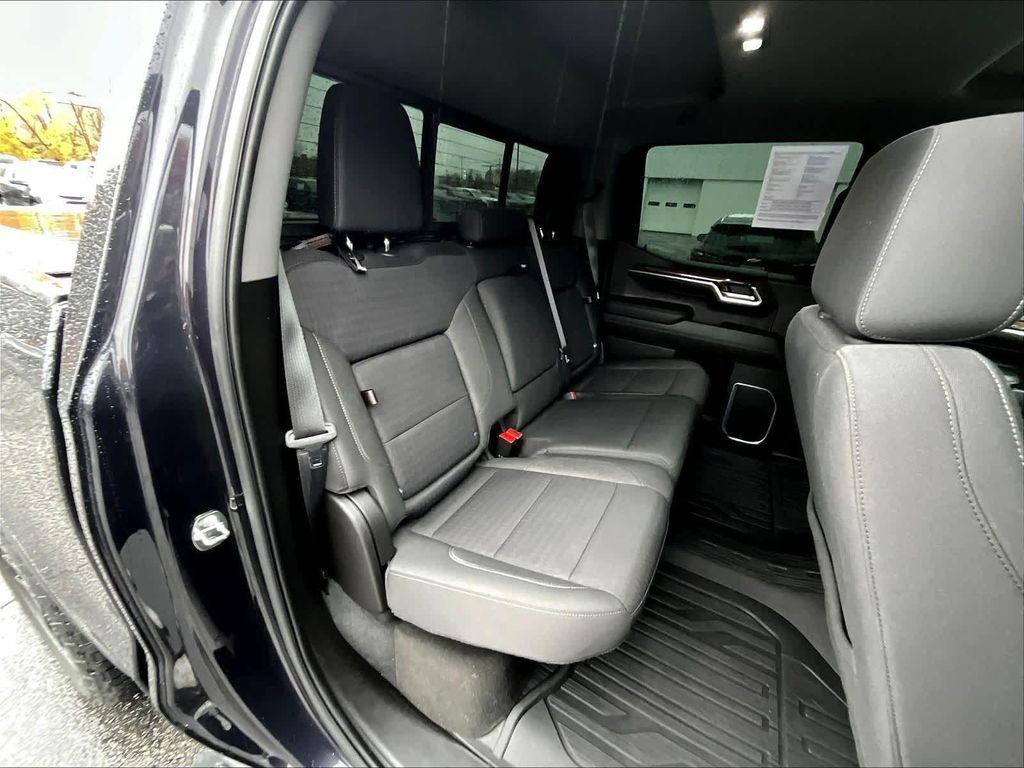 used 2022 GMC Sierra 1500 car, priced at $41,300