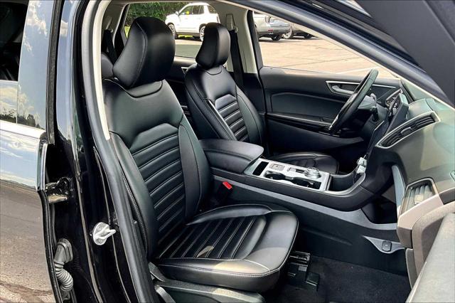 used 2022 Ford Edge car, priced at $24,899
