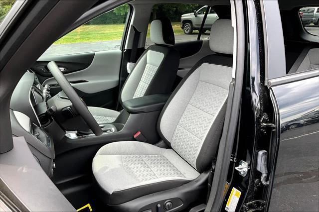 new 2024 Chevrolet Equinox car, priced at $31,920