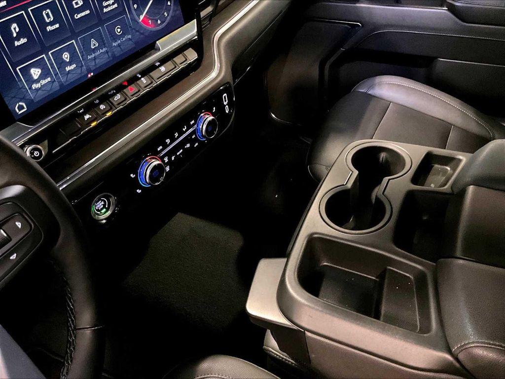 used 2024 GMC Sierra 1500 car, priced at $43,800