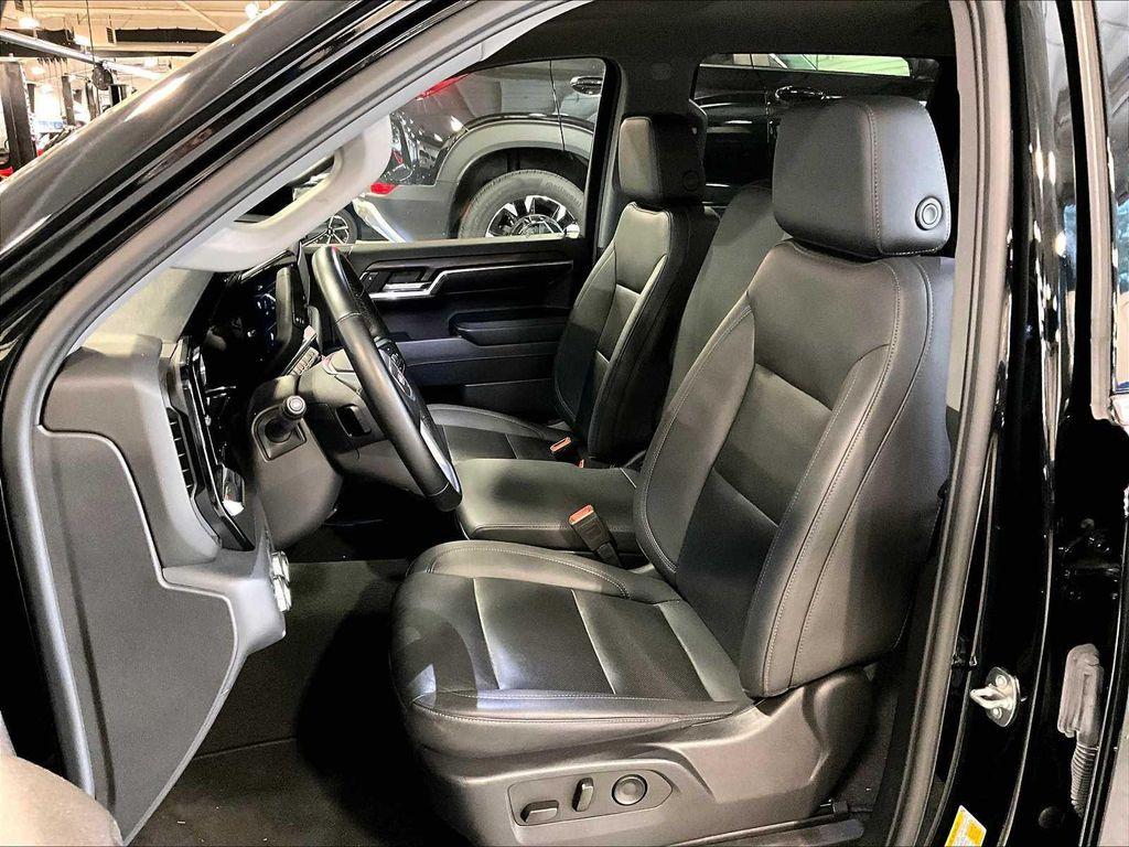 used 2024 GMC Sierra 1500 car, priced at $43,800